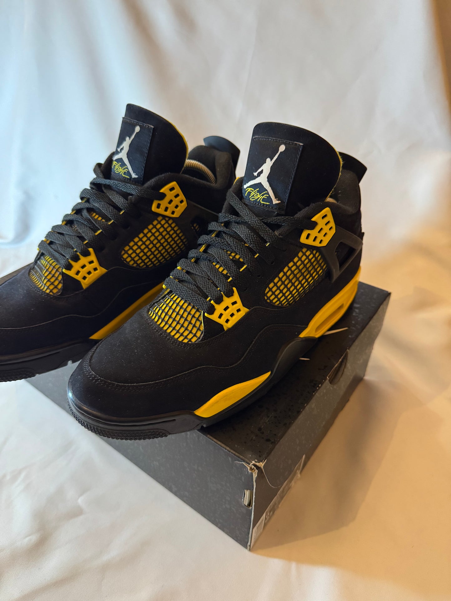 Jordan 4 Retro Yellow Thunder (45,5)