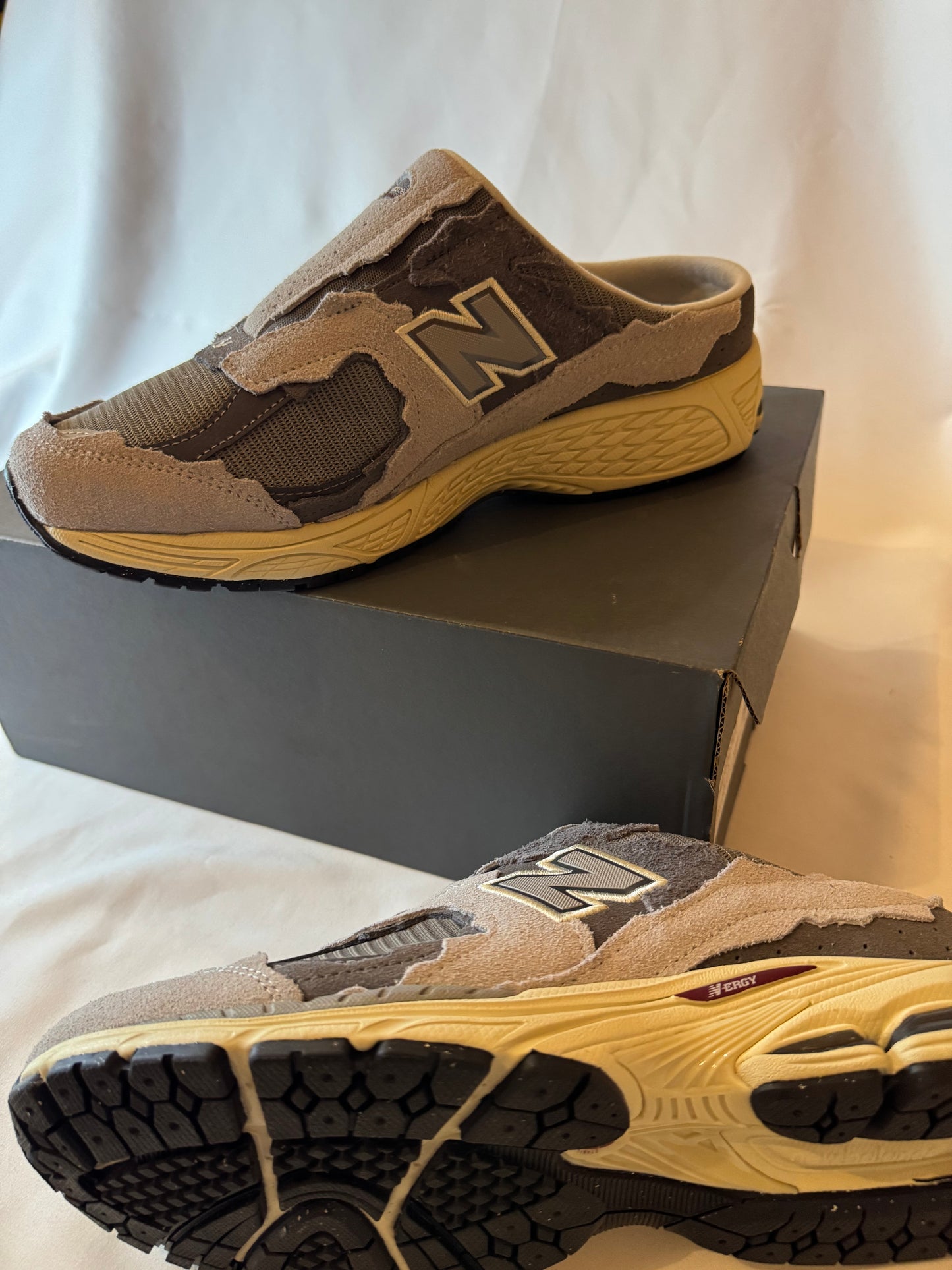 New Balance M 2002 NA (40,5/43)