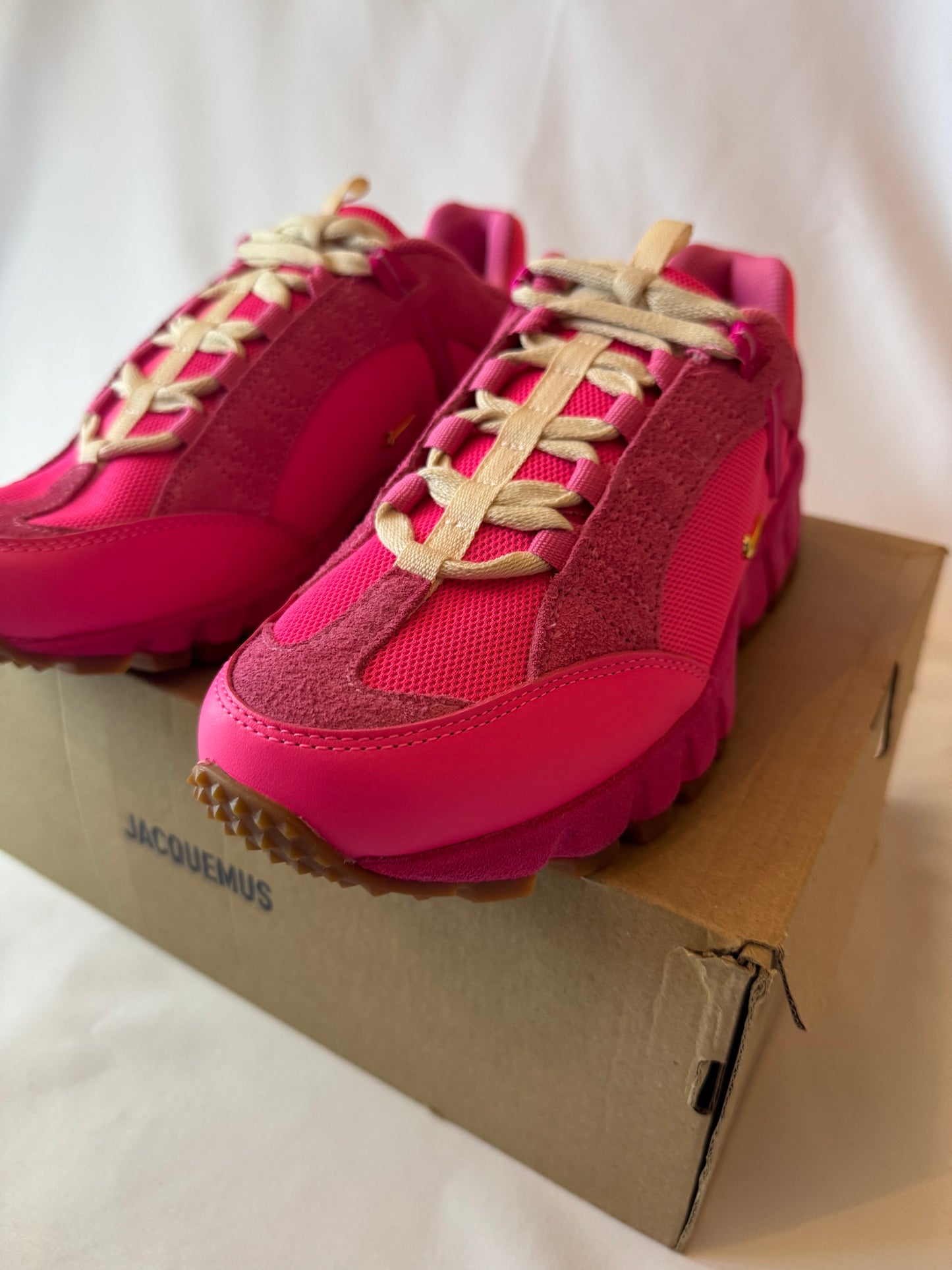 Nike Humara x Jacquemus Pink (40)