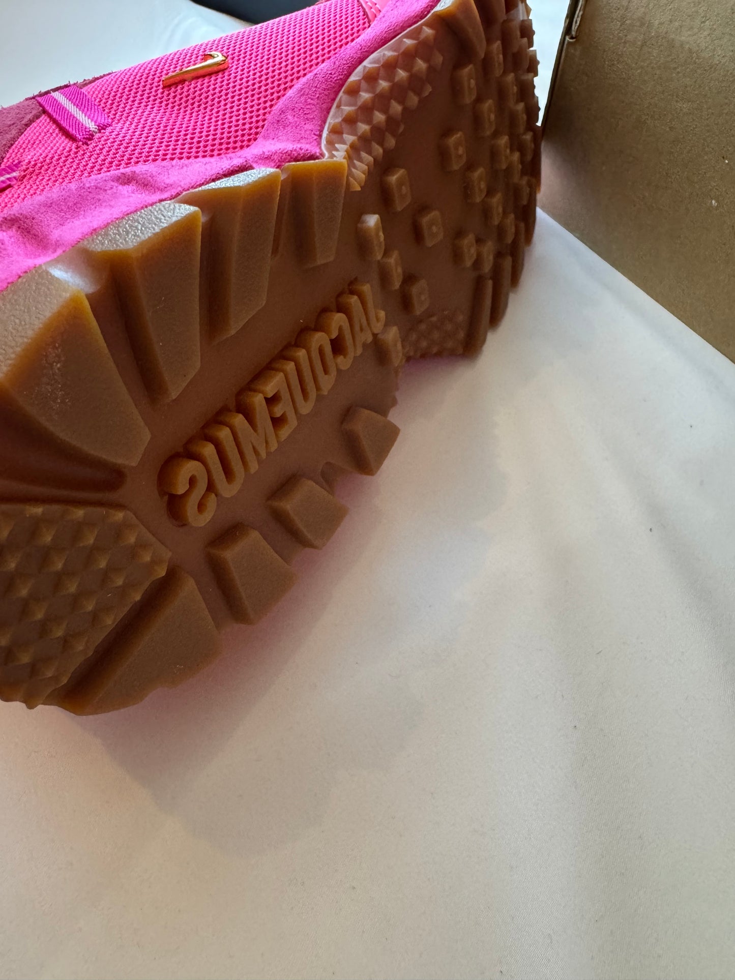 Nike Humara x Jacquemus Pink (40)