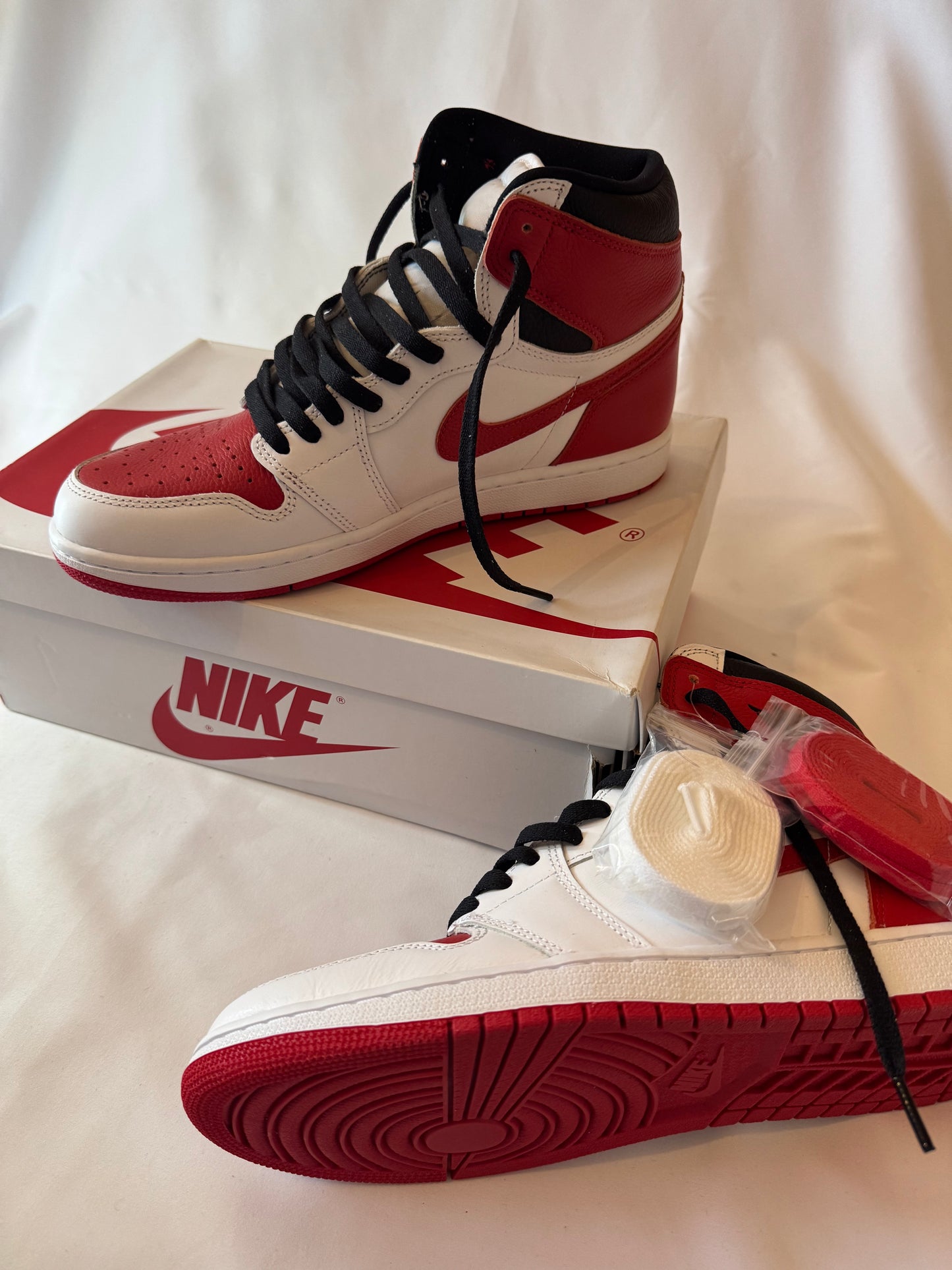 Jordan 1 High OG Heritage (41-45)