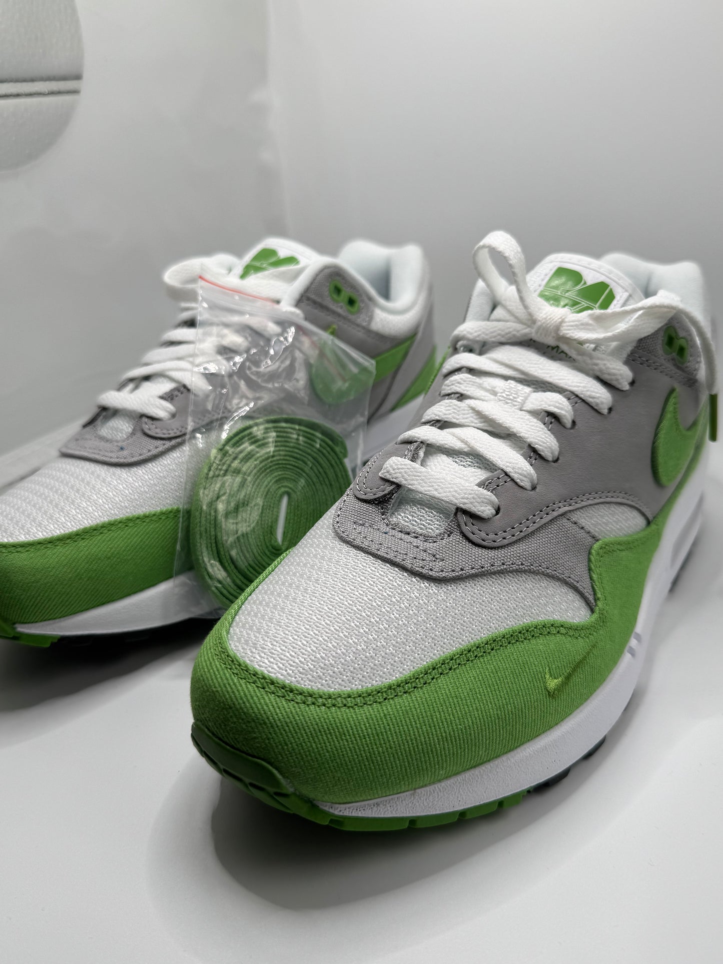 Patta x Nike Air Max 1 Chlorophyll (42)