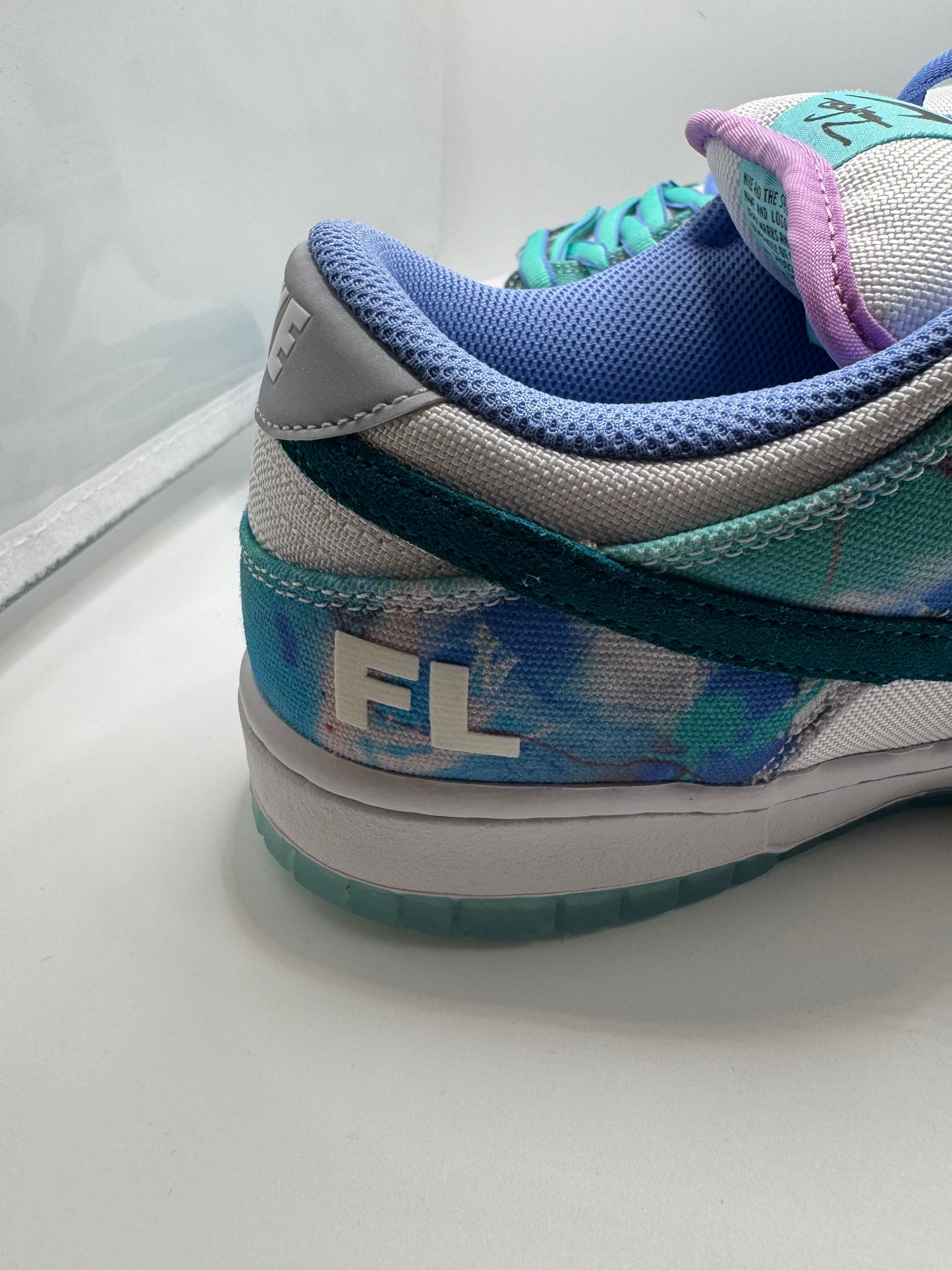 Nike SB Dunk Low x Futura Laboratories (44)