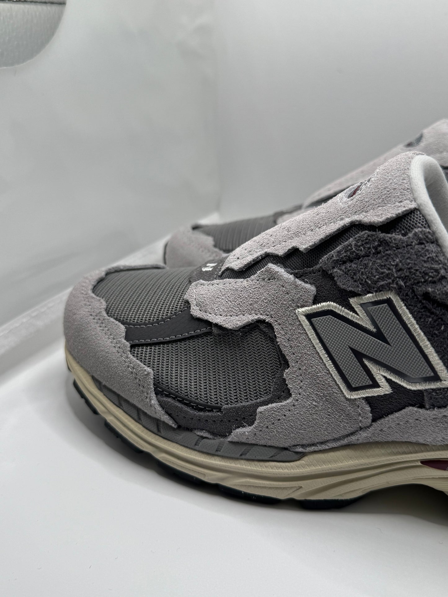 New Balance M 2002 NA (40,5/43)